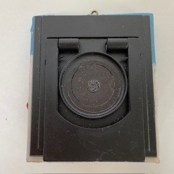 Christmas Santa and Sleigh Mini Standing Frame Resin Holiday Presents Tree VTG - Picture 7 of 12